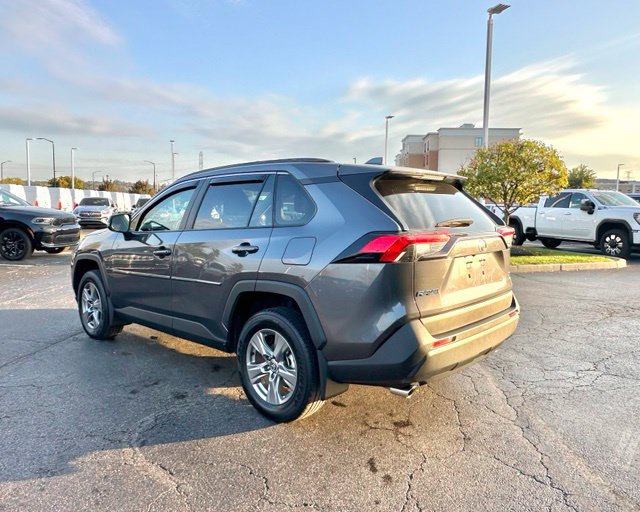 Used 2024 Toyota RAV4 XLE AWD/4WD image 8