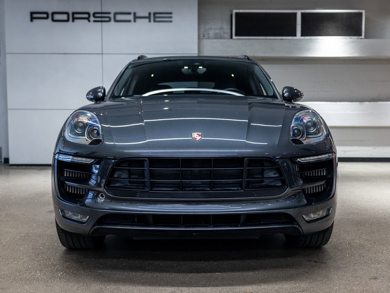 Used 2018 Porsche Macan GTS AWD/4WD image 11