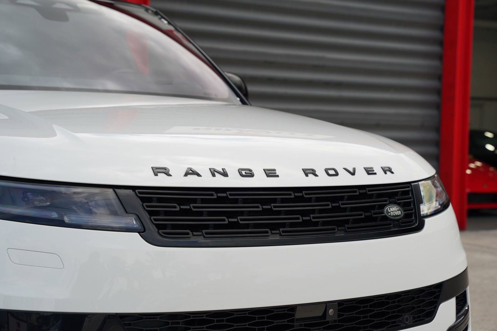 Used 2023 Land Rover Range Rover Sport SE Dynamic AWD/4WD image 9