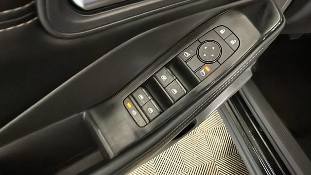Used 2024 Nissan Rogue SV w/ SV Premium Package AWD/4WD image 10