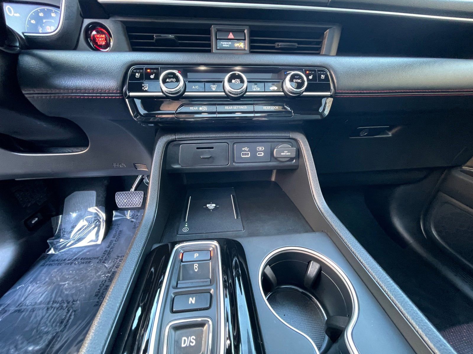 Used 2025 Honda Pilot Black Edition image 15