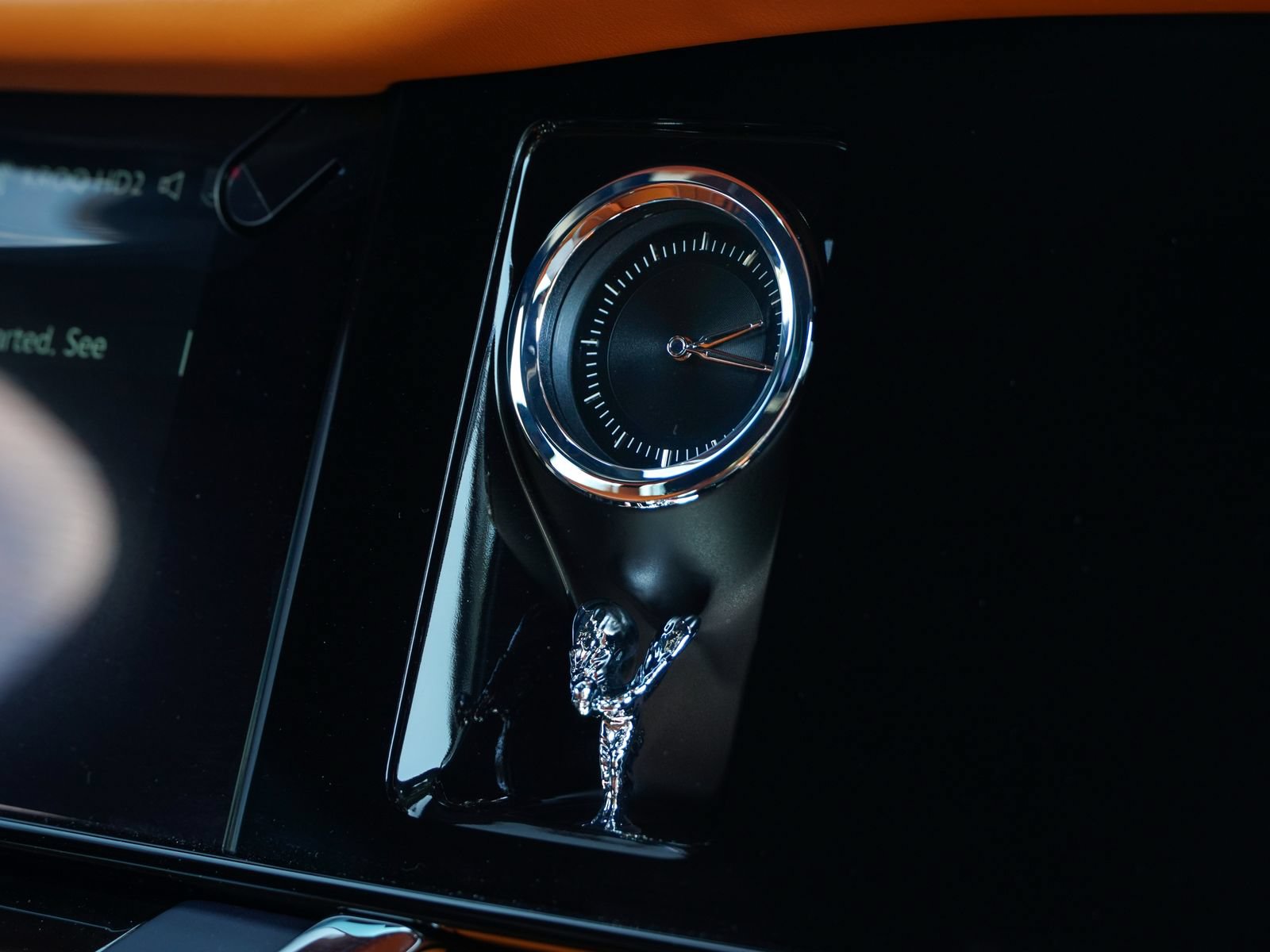 New 2026 Rolls-Royce Cullinan AWD/4WD image 15