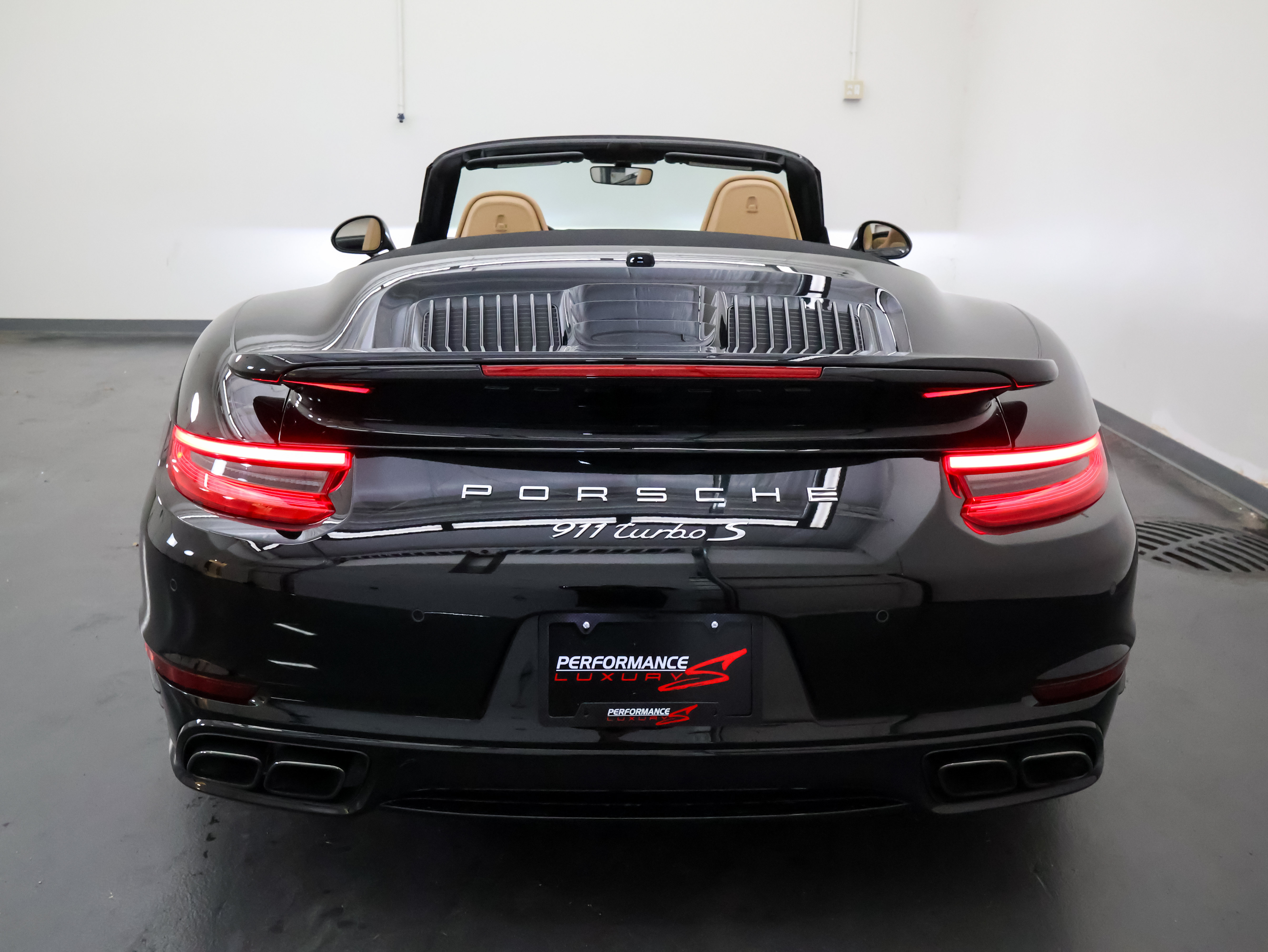 Used 2018 Porsche 911 Turbo S AWD/4WD image 5