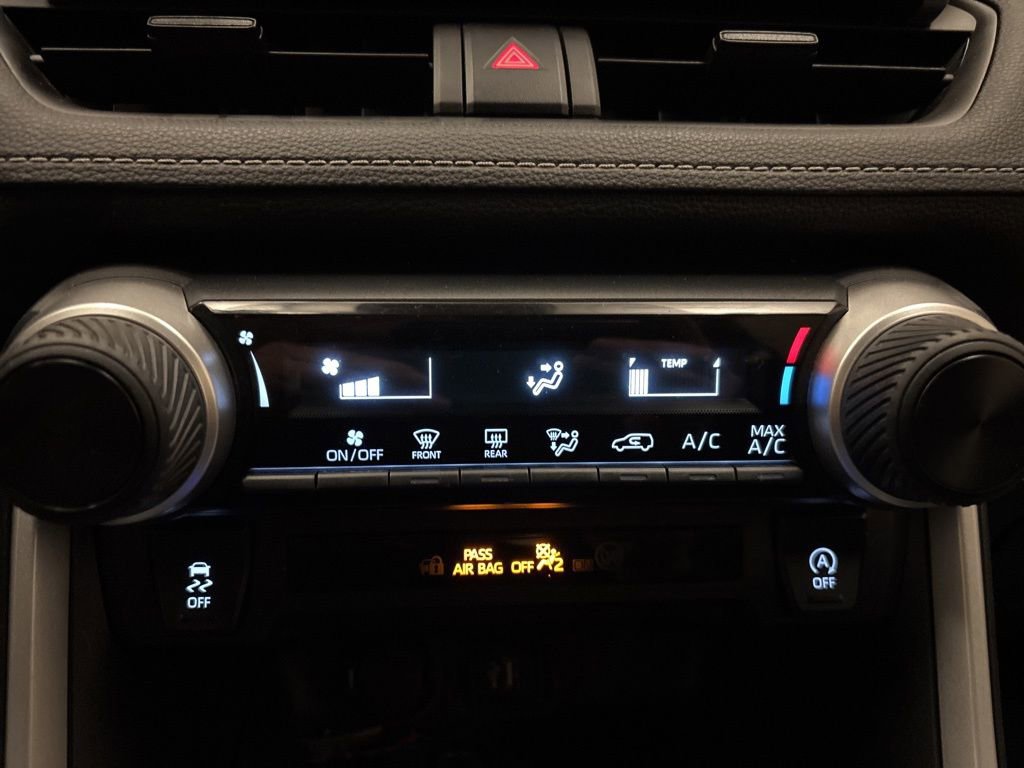 Used 2024 Toyota RAV4 LE image 19
