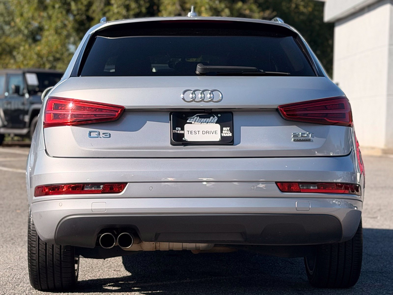 Used 2018 Audi Q3 2.0T Premium Plus w/ Premium Plus Package AWD/4WD image 4