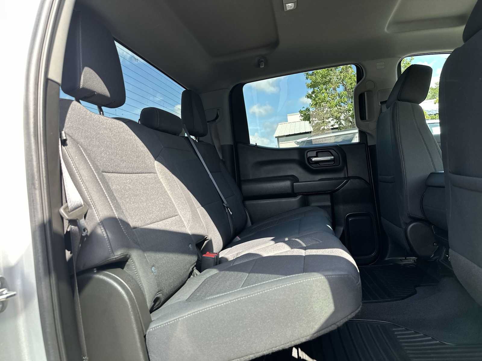 Certified 2022 Chevrolet Silverado 1500 LT w/ Safety Package RWD image 18