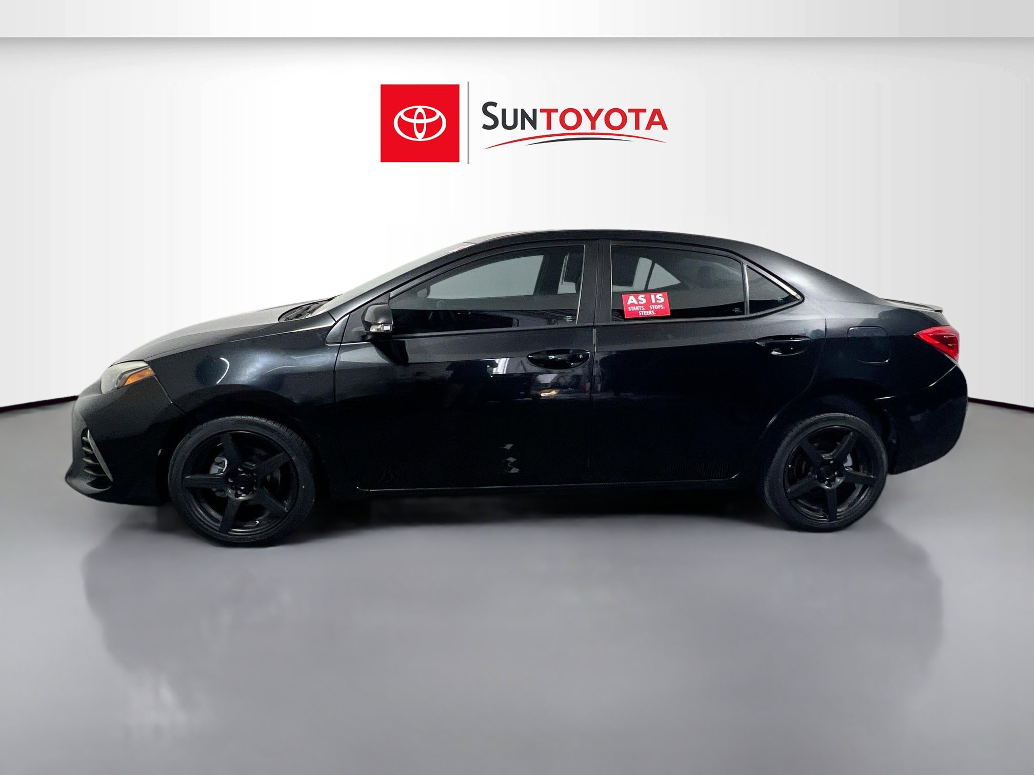 Used 2017 Toyota Corolla XSE FWD image 7