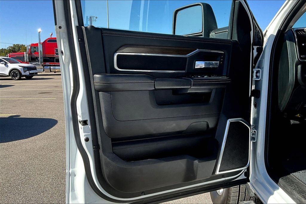 Used 2023 RAM 2500 Laramie image 21