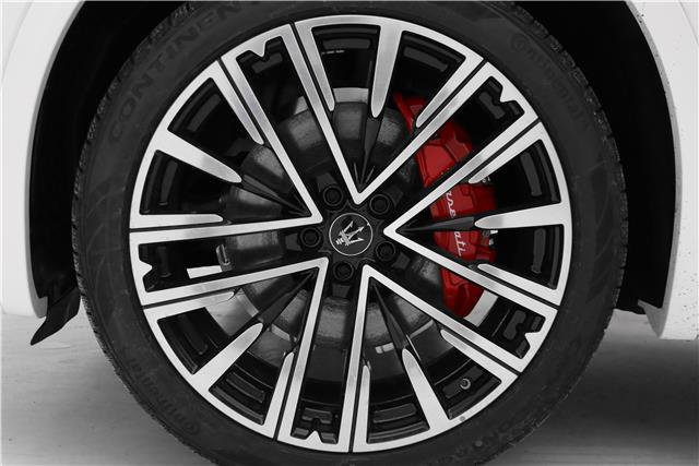 Certified 2023 Maserati Grecale Modena AWD/4WD image 10