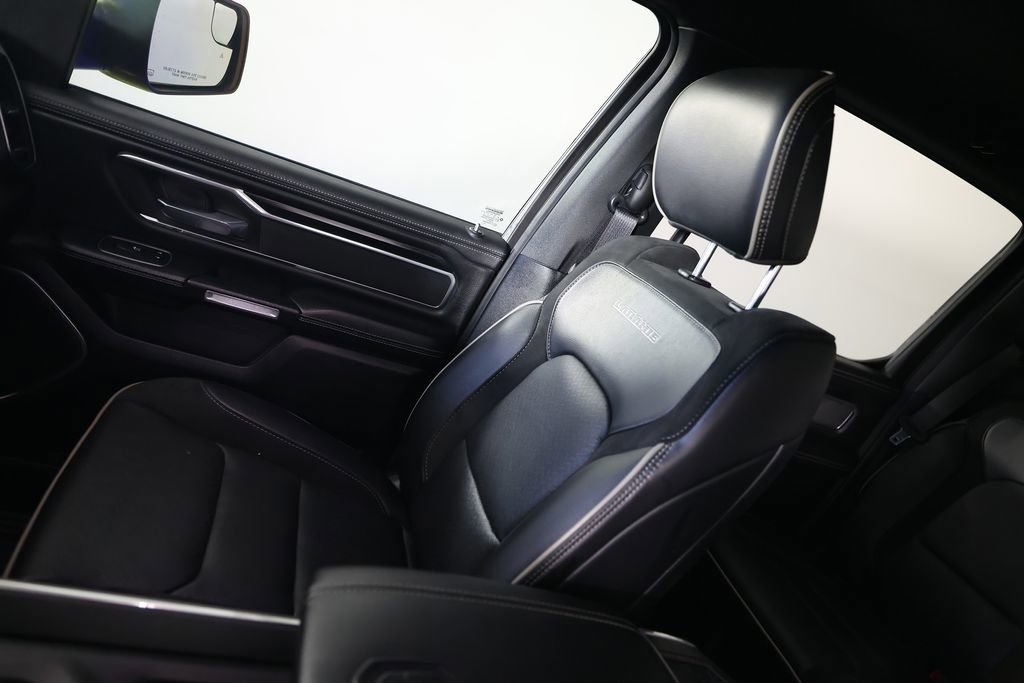 Used 2023 RAM 1500 Laramie AWD/4WD image 31