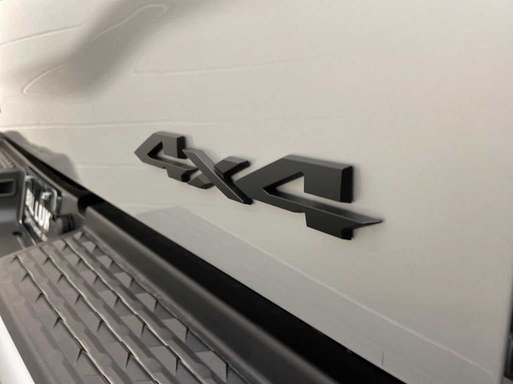 New 2026 RAM 3500 Big Horn AWD/4WD image 5