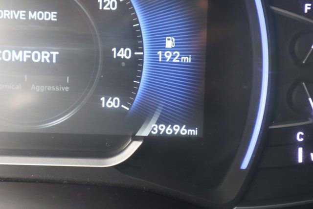 Used 2020 Hyundai Santa Fe Limited image 22