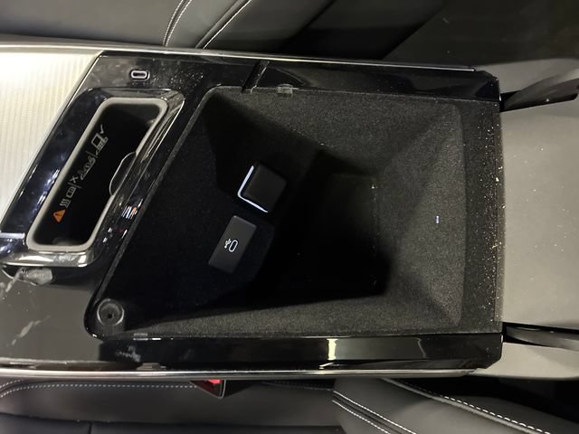 Certified 2024 Cadillac Lyriq Tech RWD image 26