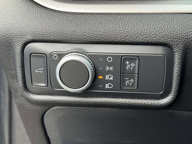 Used 2022 Ford Explorer XLT AWD/4WD image 12