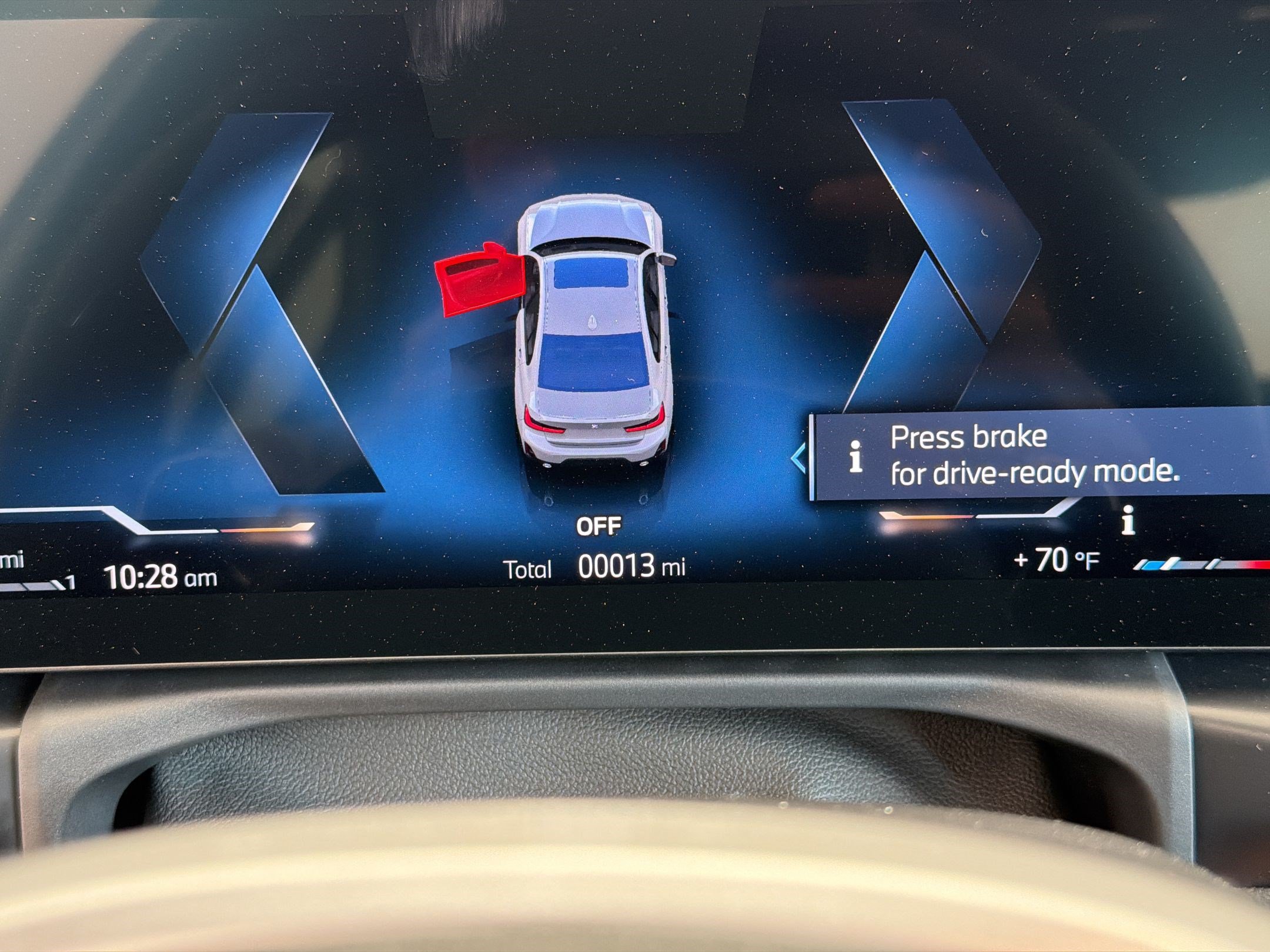 New 2026 BMW 330i xDrive Sedan w/ M Sport Package AWD/4WD image 23