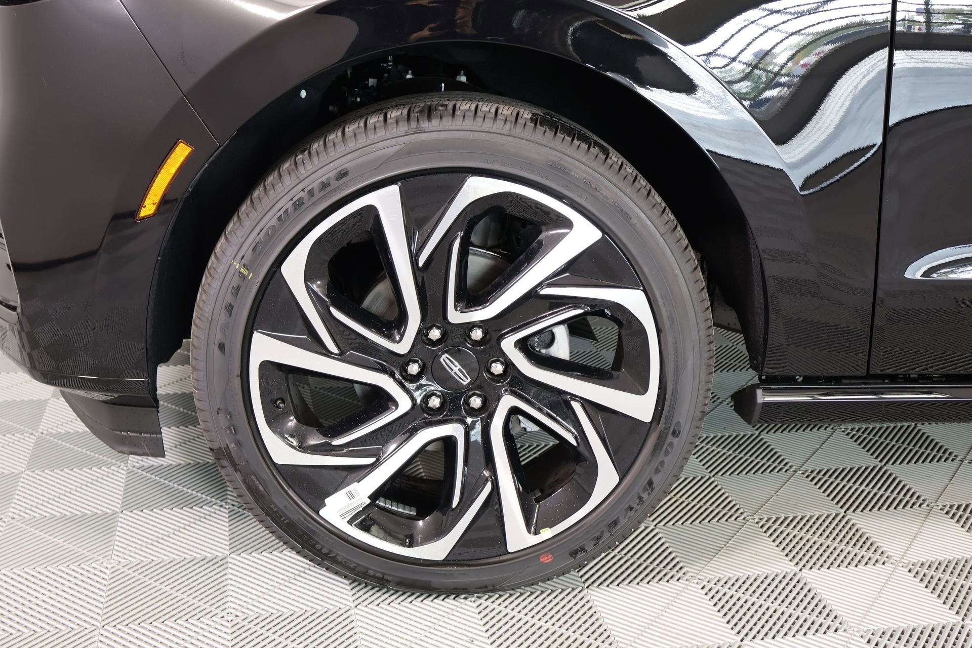 New 2026 Lincoln Navigator L Black Label AWD/4WD image 19