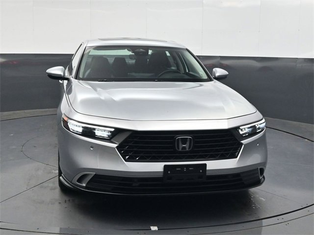 Used 2024 Honda Accord Touring image 9