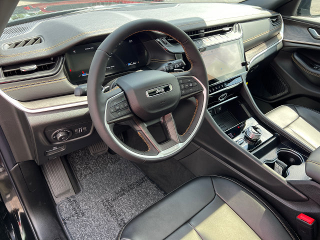New 2026 Jeep Grand Cherokee Limited AWD/4WD image 26