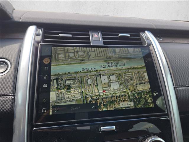 Used 2025 Land Rover Discovery Dynamic SE AWD/4WD image 16