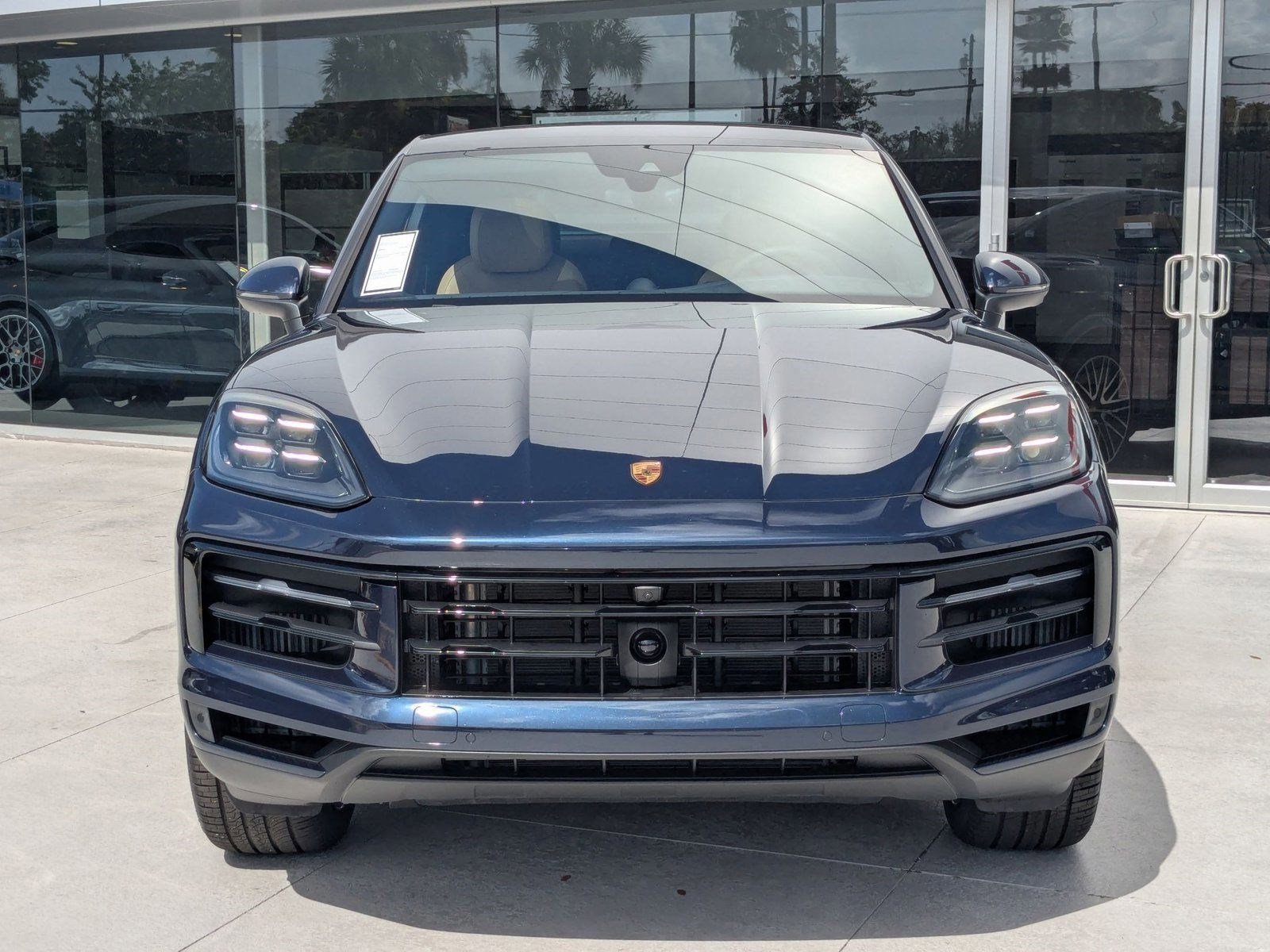 New 2025 Porsche Cayenne E-Hybrid Coupe AWD/4WD image 6