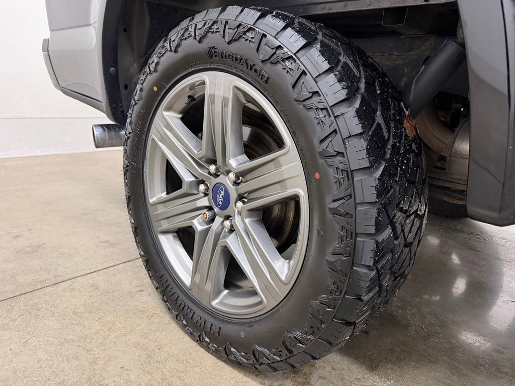 Used 2020 Ford F150 XLT w/ Equipment Group 302A Luxury image 11