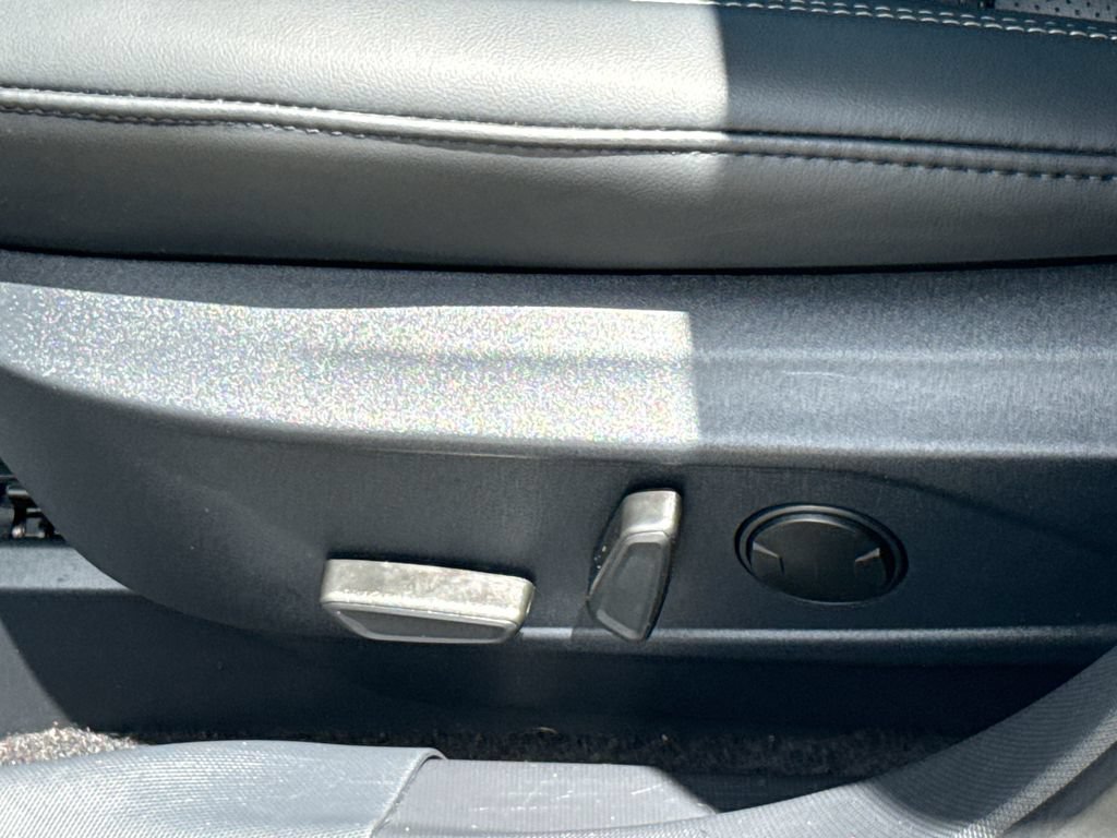 Used 2025 Ford Mustang Mach-E Premium RWD image 28