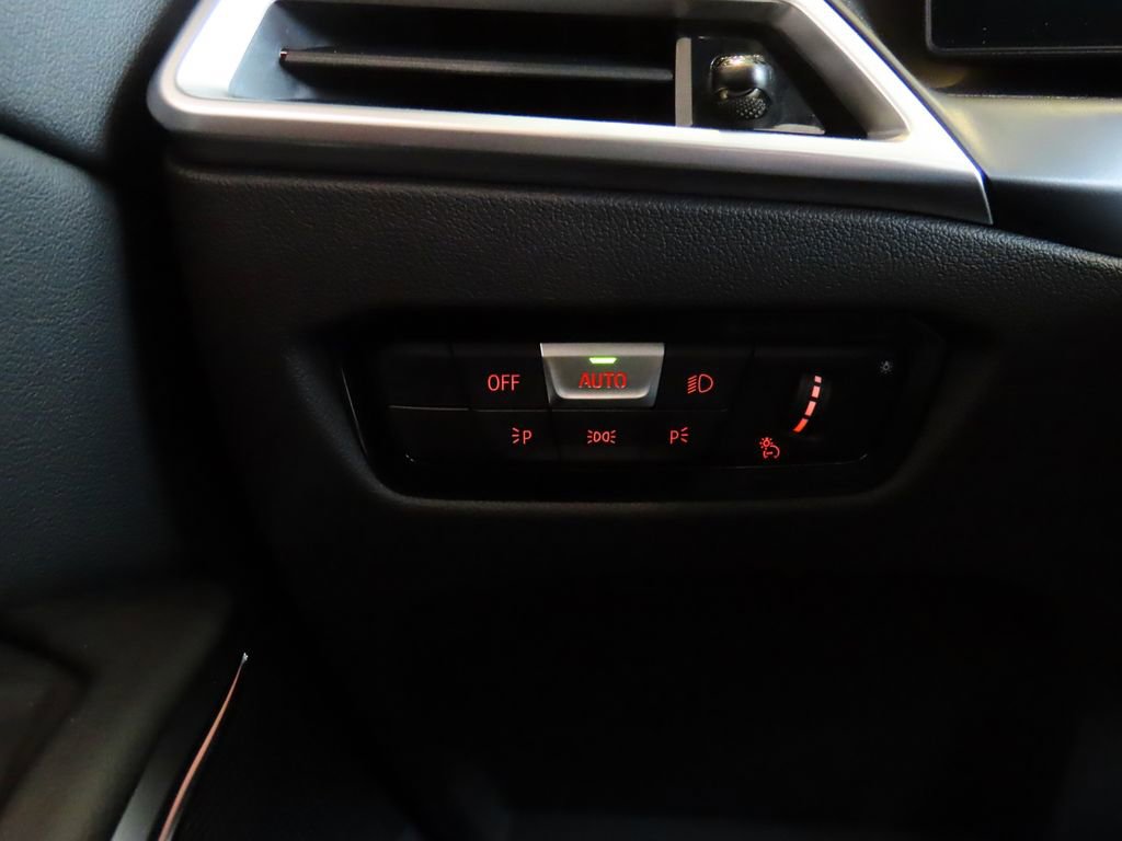 New 2026 BMW 330i xDrive 330i xDrive w/ M Sport Package image 37