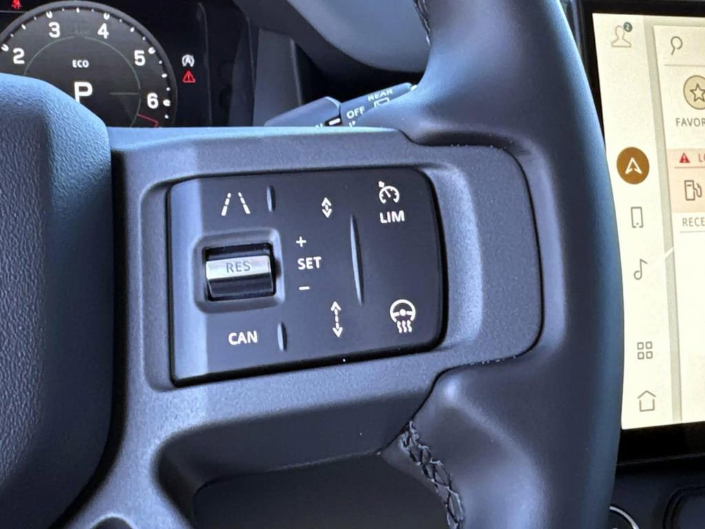 New 2026 Land Rover Defender 130 X-Dynamic SE image 31