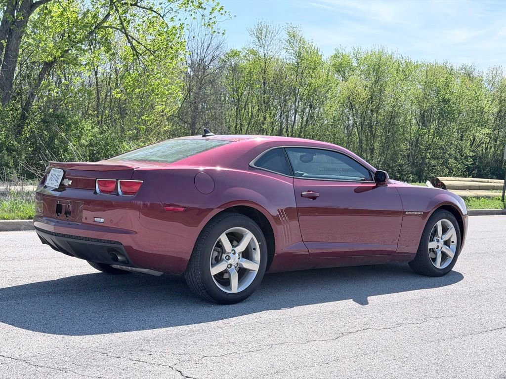 Used 2010 Chevrolet Camaro LT RWD image 23