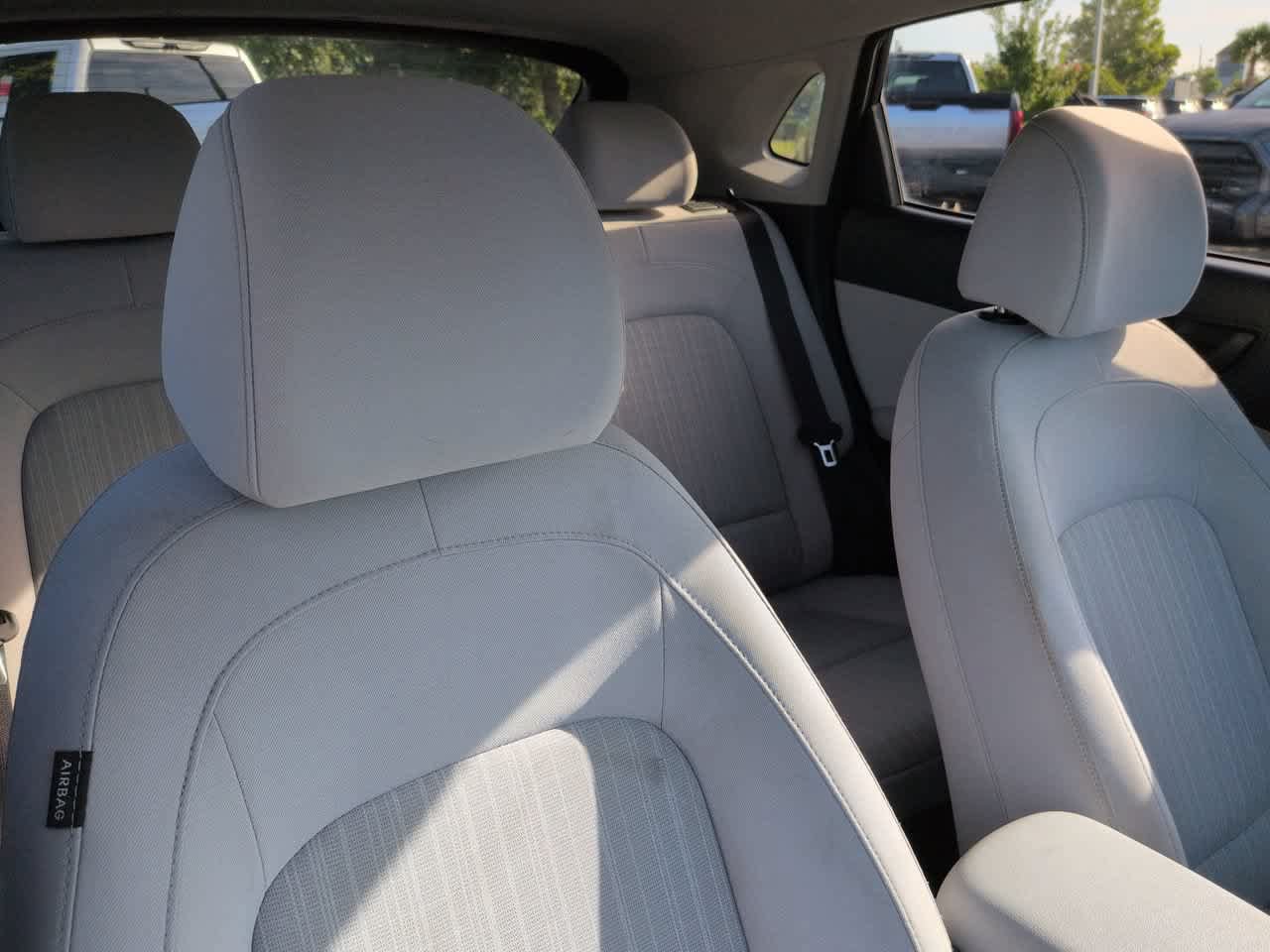 Used 2022 Hyundai Kona SEL FWD image 7