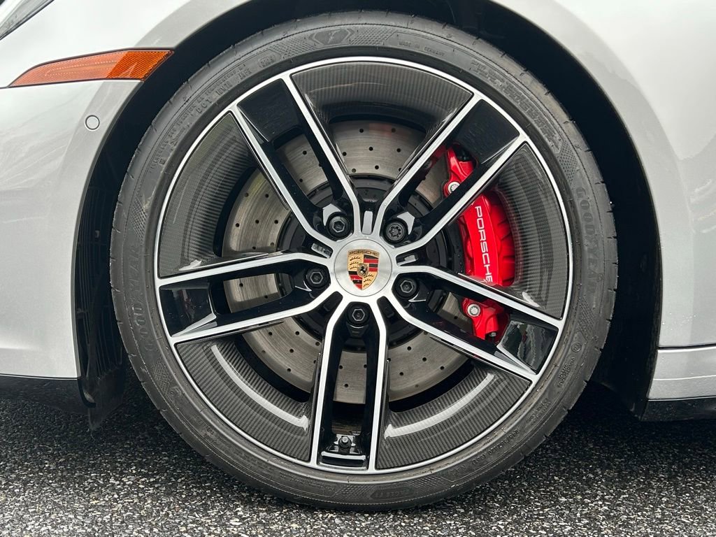 Certified 2026 Porsche 911 Carrera GTS RWD image 14