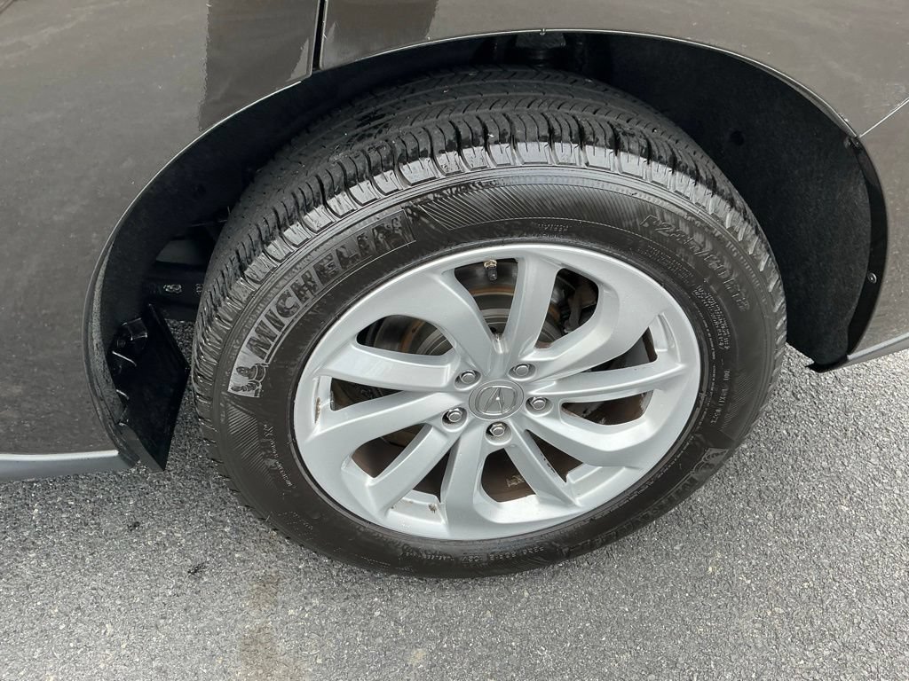 Used 2018 Acura RDX w/ Technology Package AWD/4WD image 16