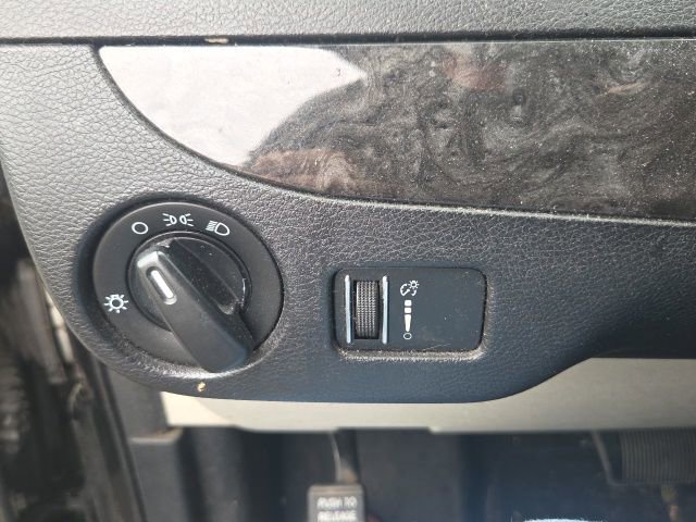 Used 2014 Dodge Grand Caravan SXT FWD image 20
