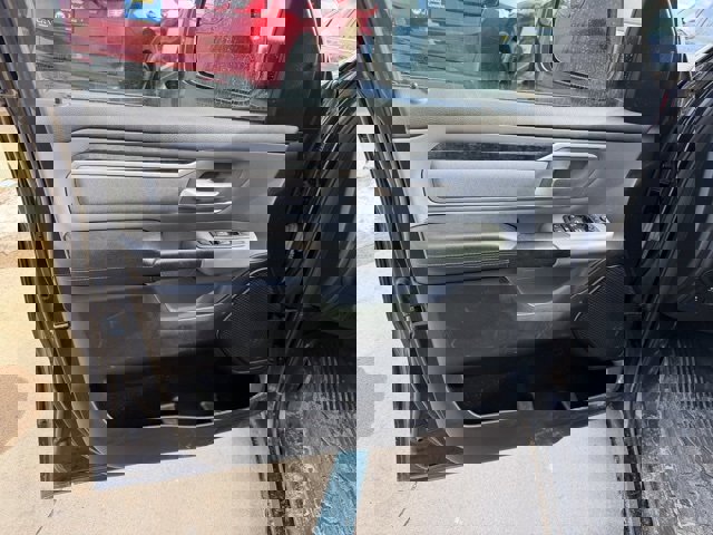 Used 2021 RAM 1500 Big Horn image 5