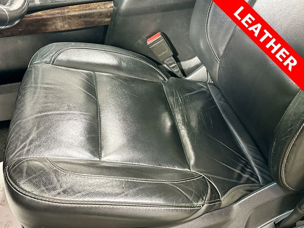 Used 2020 Chevrolet Suburban LT image 20