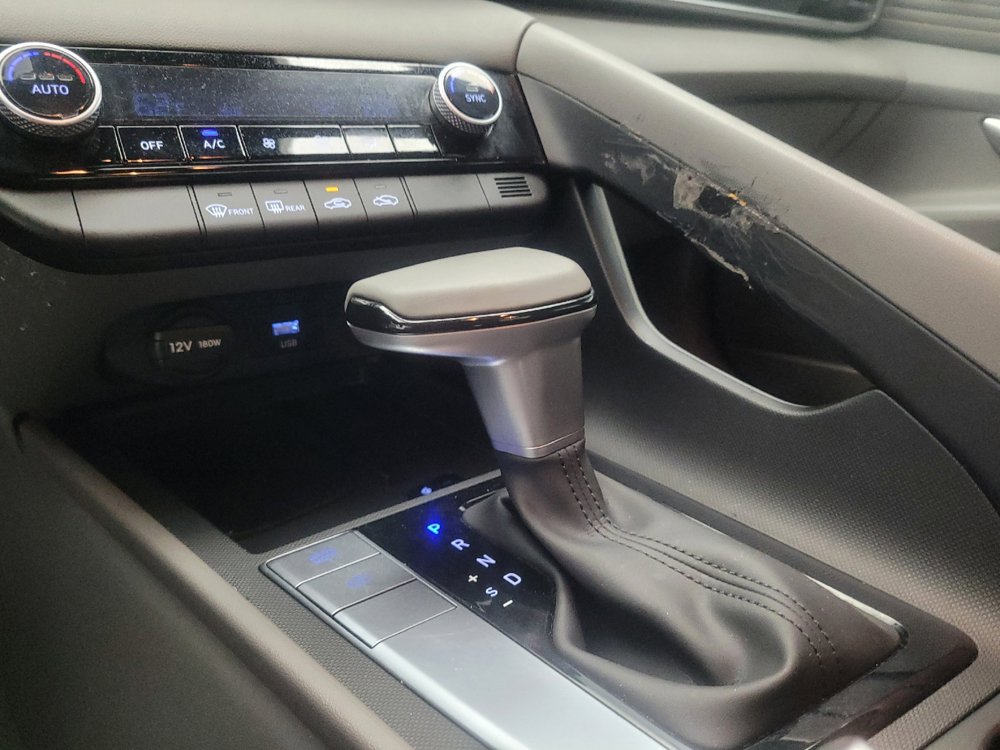 Used 2025 Hyundai Elantra Sport FWD image 26