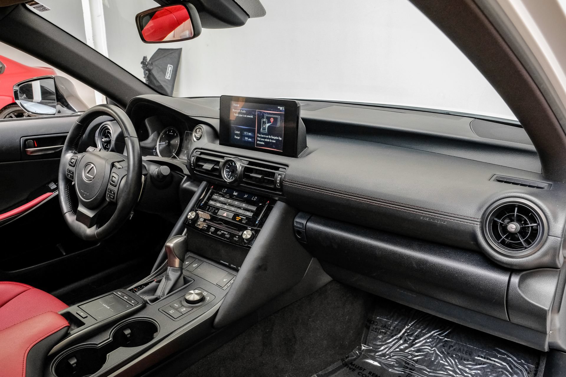 Used 2025 Lexus IS 350 F Sport RWD image 17