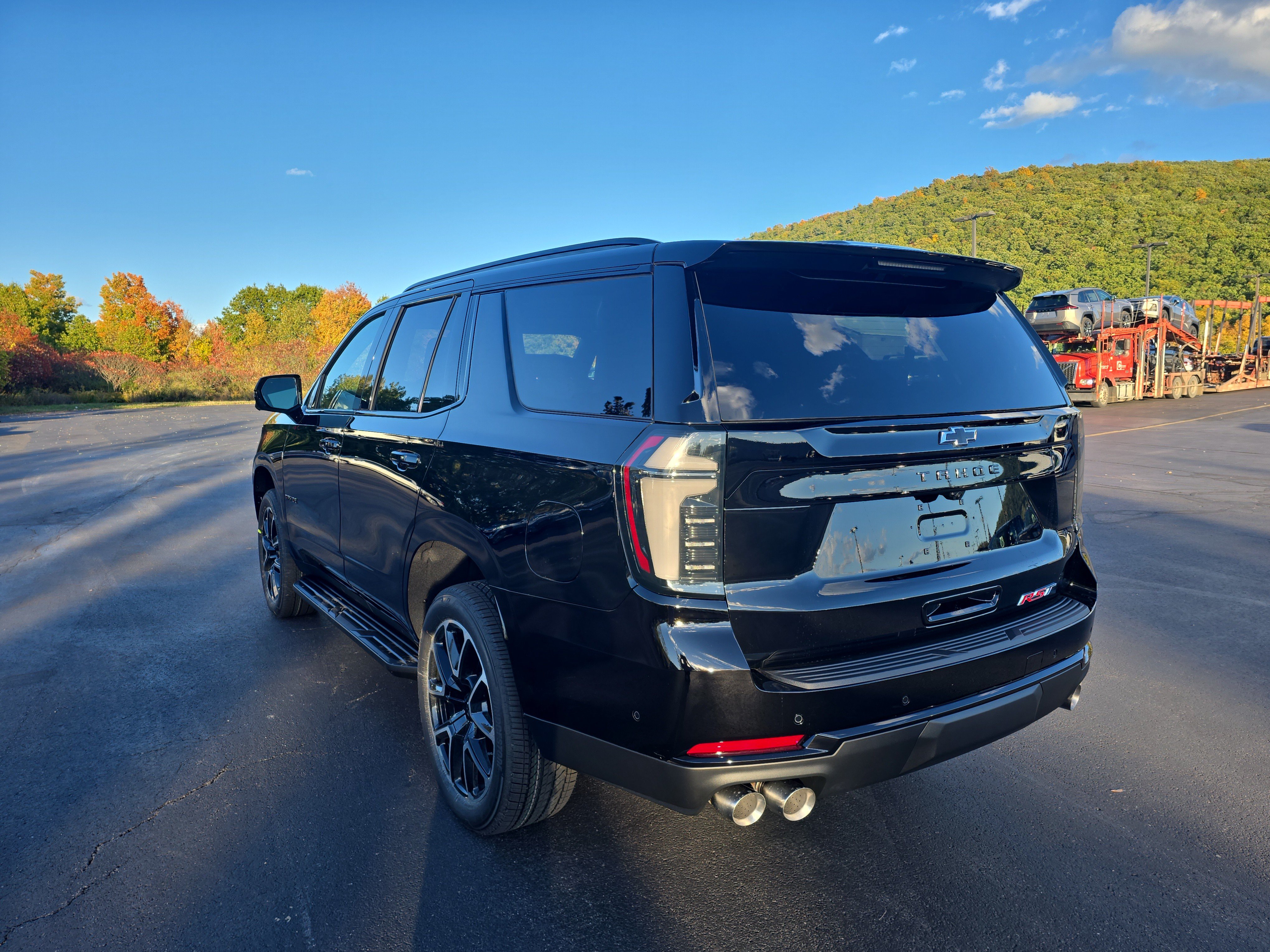 New 2027 Chevrolet Tahoe RST w/ Comfort Package AWD/4WD image 4