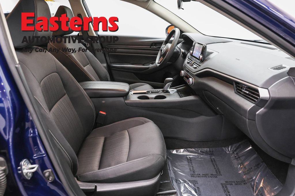 Used 2024 Nissan Altima 2.5 S FWD image 23