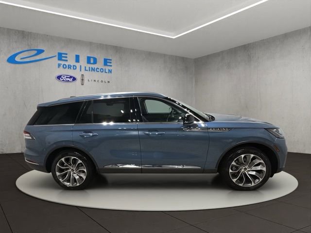 New 2026 Lincoln Aviator Reserve image 4