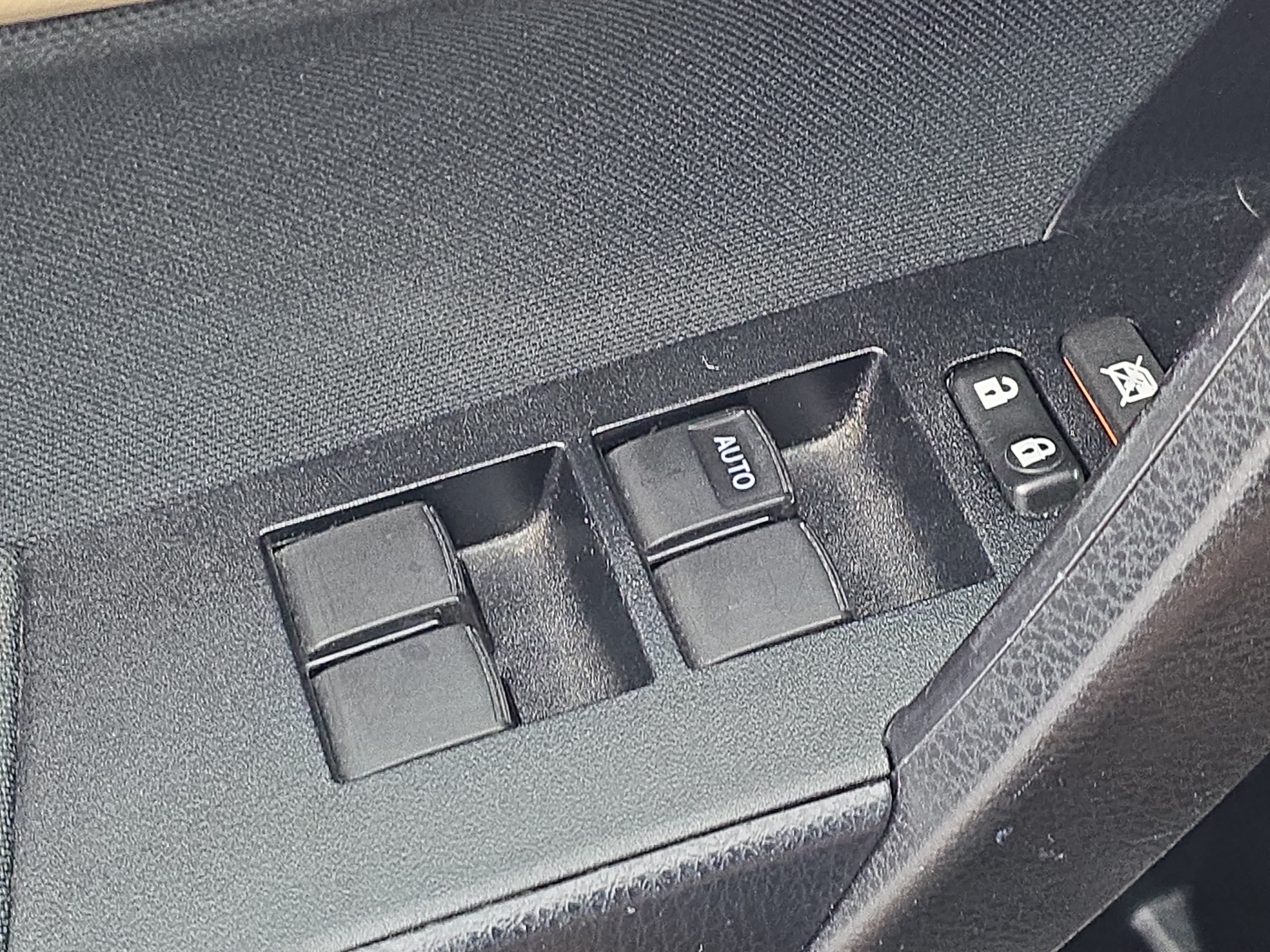 Used 2016 Toyota Corolla LE FWD image 26