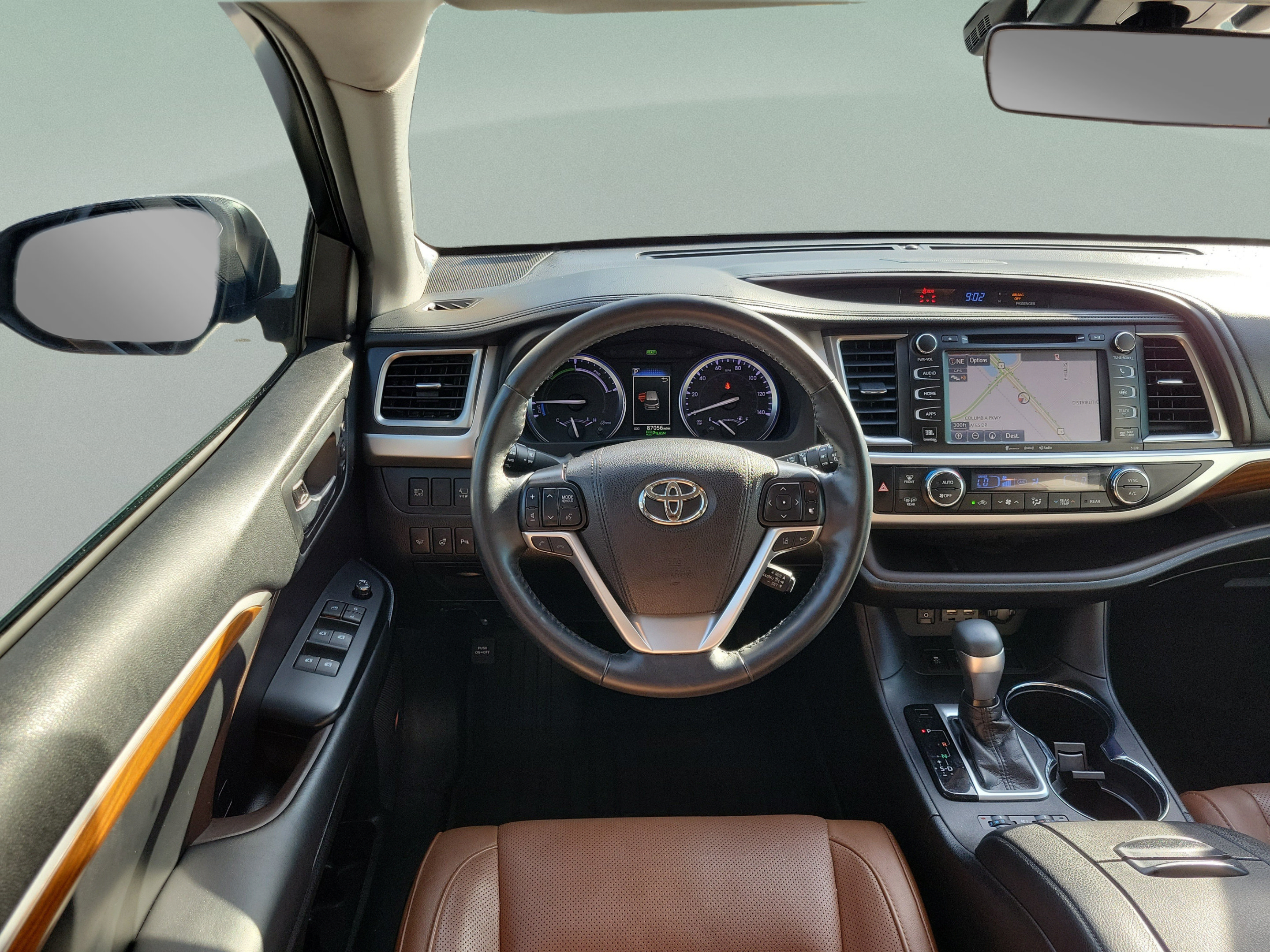 Used 2019 Toyota Highlander Limited Platinum AWD/4WD image 23