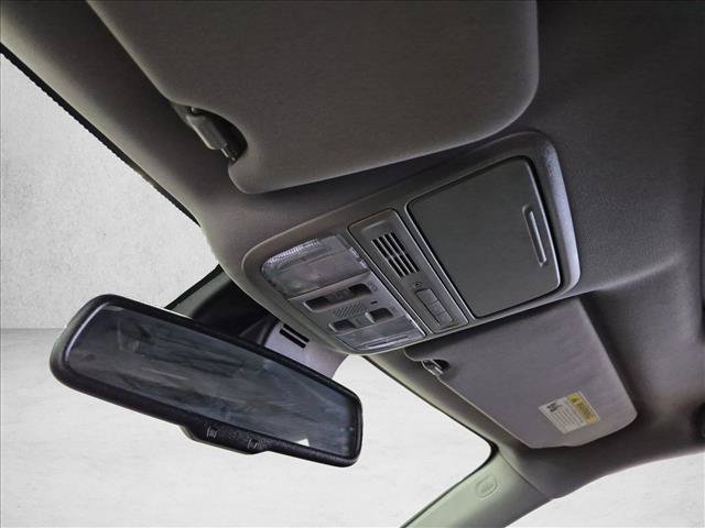 Used 2017 Honda Pilot Touring image 14