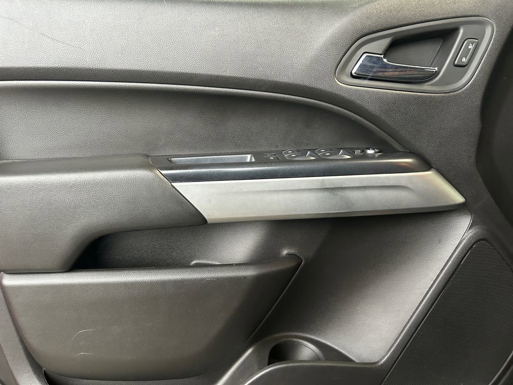 Used 2017 Chevrolet Colorado ZR2 image 22