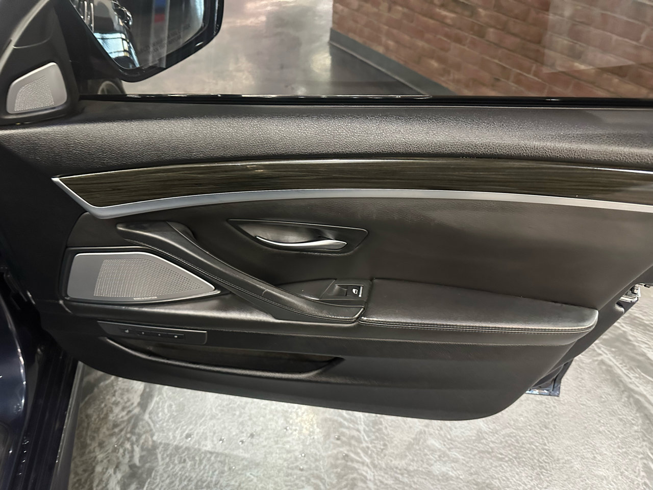 Used 2013 BMW M5 w/ Executive Pkg image 13