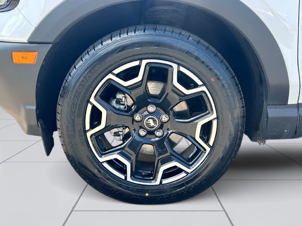 Used 2025 Ford Bronco Sport Outer Banks w/ Outer Banks Tech Package+ AWD/4WD image 9