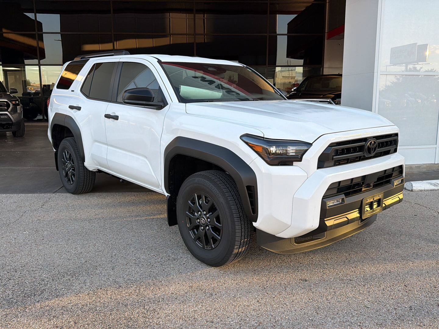 New 2026 Toyota 4Runner SR5 AWD/4WD image 2