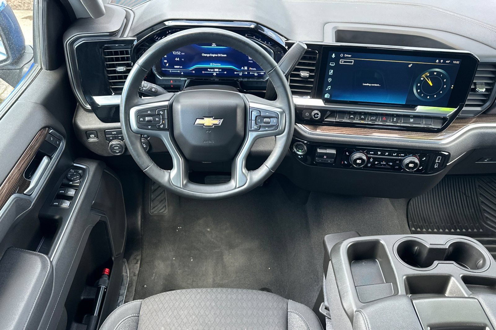 Used 2025 Chevrolet Silverado 1500 LT AWD/4WD image 15