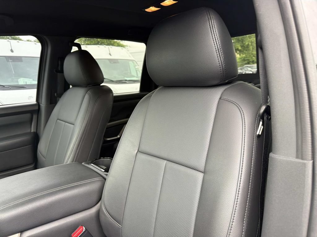 Used 2024 Nissan Titan SV w/ SV Bronze Edition Package RWD image 22