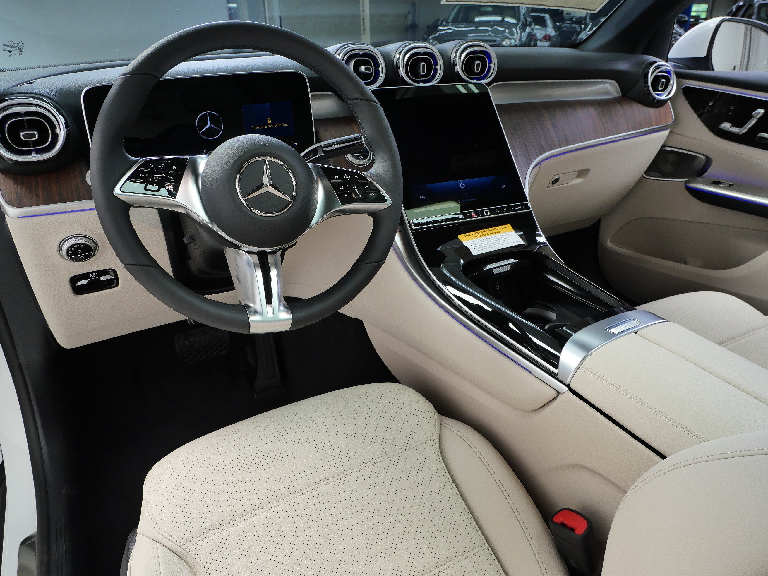 New 2026 Mercedes-Benz GLC 300 4MATIC image 3